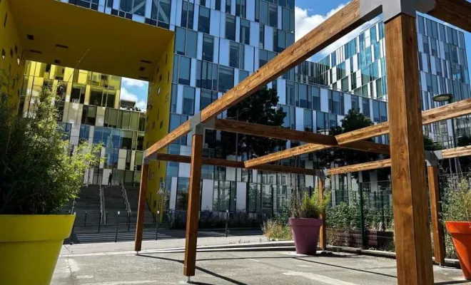 Construction d'une Pergola en bois sur mesure pour un restaurant à Annecy, Annecy, TERR'PAYSAGE