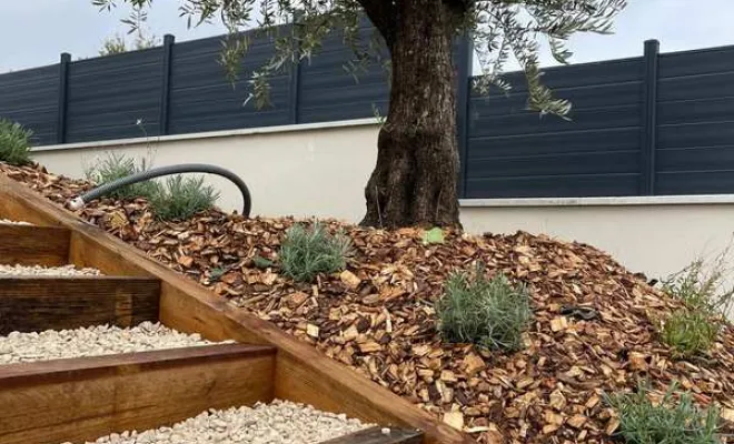 Création d’un escalier en bois dans un jardin à Annecy, Annecy, TERR'PAYSAGE