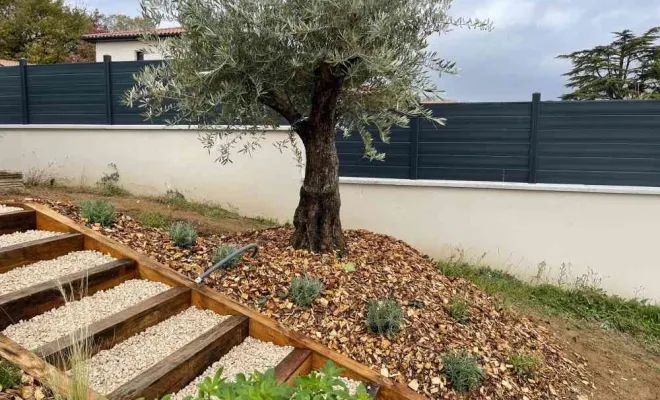 Création d’un escalier en bois dans un jardin à Annecy, Annecy, TERR'PAYSAGE