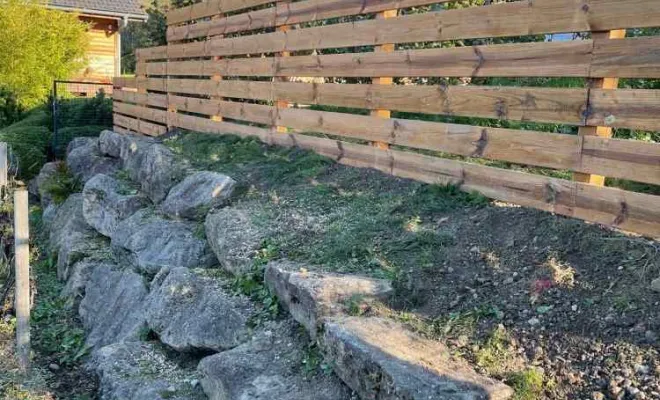 Réalisation d'une claustra en bois dans un jardin à Seynod, Annecy, TERR'PAYSAGE